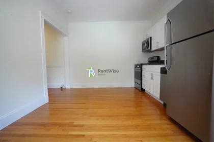 Entire place in residence at 1850, Commonwealth Ave., Unit 45, Brighton, Boston, MA, 02134, image 20 of 21