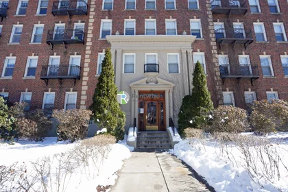 Entire place in residence at 1850, Commonwealth Ave., Unit 45, Brighton, Boston, MA, 02134, image 7 of 21