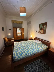 Private room at Avenida Elias Garcia, image 2 of 6