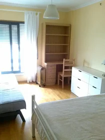 Privatzimmer in der Avenida Berlim, bild 2 von 17
