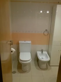 Privatzimmer in der Avenida Berlim, bild 7 von 17