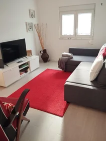 Całe miejsce R. 25 de Abril, obraz 1 10