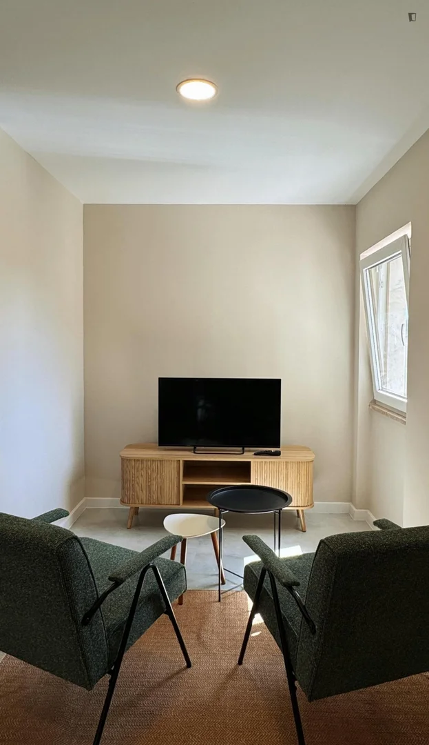 Quarto amigo do estudante em com comodidades modernas