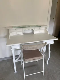 私人房间 在 Via Broggini Bonaventura, 21的图像6