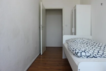 Habitación privada en Hermannstraße, imagen 1 de 10