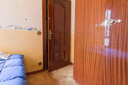 Habitación privada en Avenida España, imagen 4 de 17
