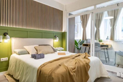 Quarto privado em Calle Titulcia, imagem 1 de 10