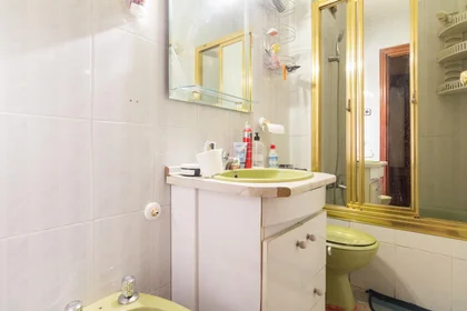 Habitación privada en Avenida España, imagen 11 de 16