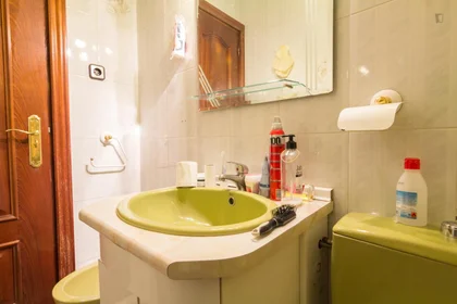 Habitación privada en Avenida España, imagen 12 de 16