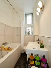 Chambre privée à Adolfstraße, Wiesbaden, image 6 de 7