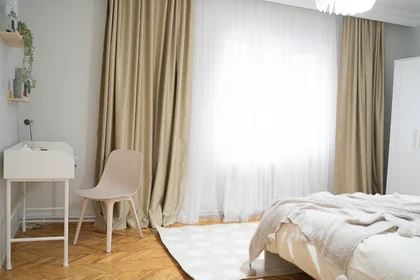 Chambre privée à Fulya Mahallesi, 45, image 2 de 21