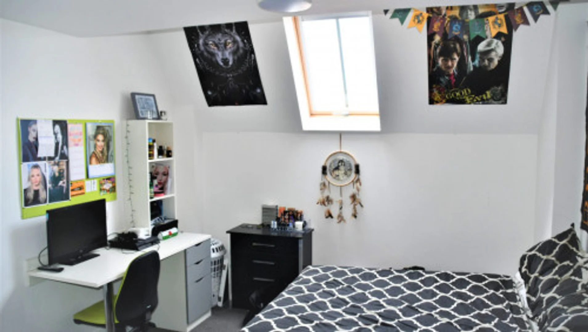 Habitación asequible para estudiantes con buena iluminación en 