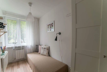 Bright private room in Warszawa