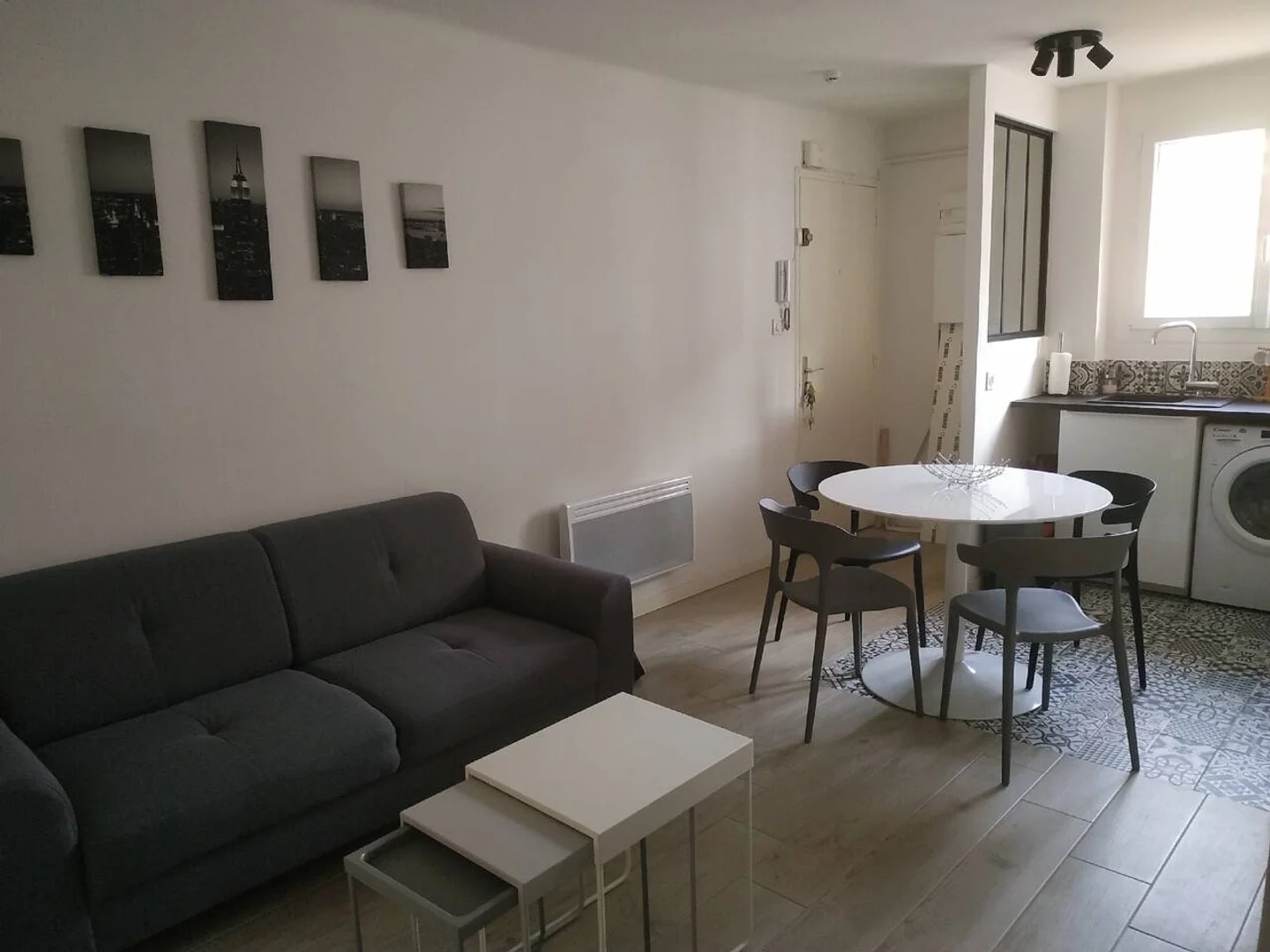 Komfortables und geräumiges Studentenzimmer in 