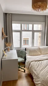 Chambre privée à Enis Akaygen Sokak, image 2 de 44