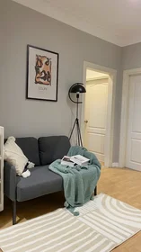 Chambre privée à Enis Akaygen Sokak, image 38 de 44