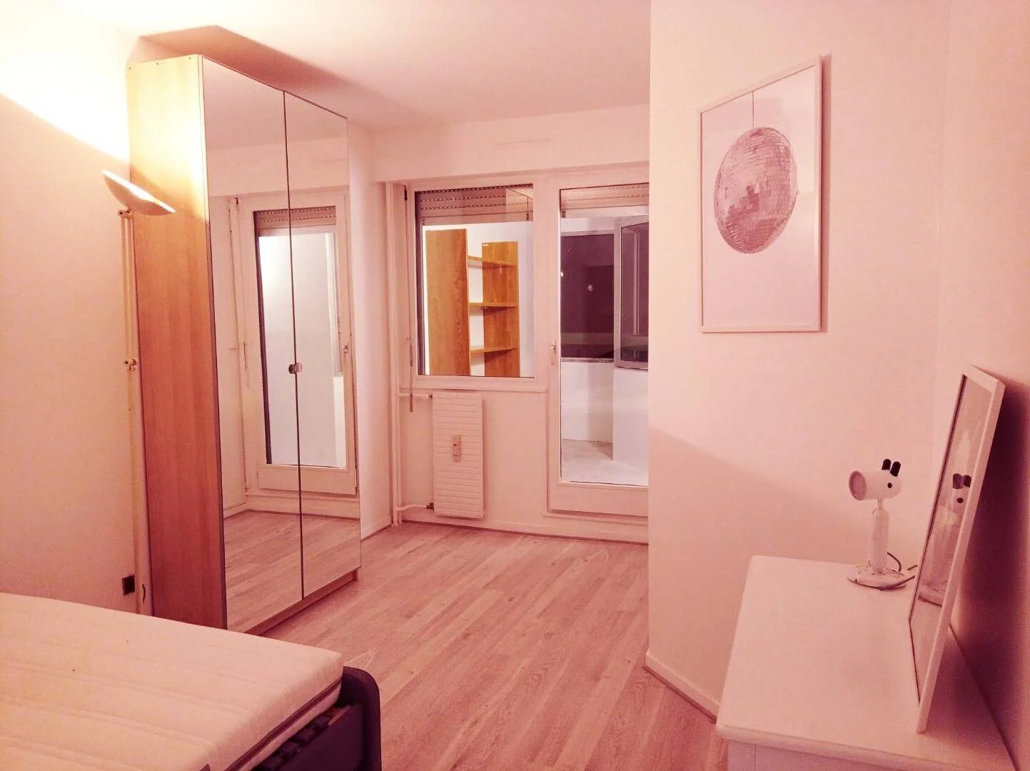  bölgesinde konforlu ve ferah öğrenci odası
