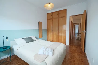 Özel oda konumu Rua Nina Marques Pereira, Lisbon, 3 10 görüntüsü