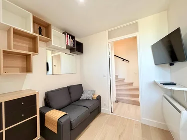 Private room at Noisy-le-grand, 93160, image 4 of 18