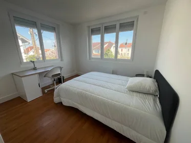Stanza privata in Dijon, 21000, immagine 9 di 19