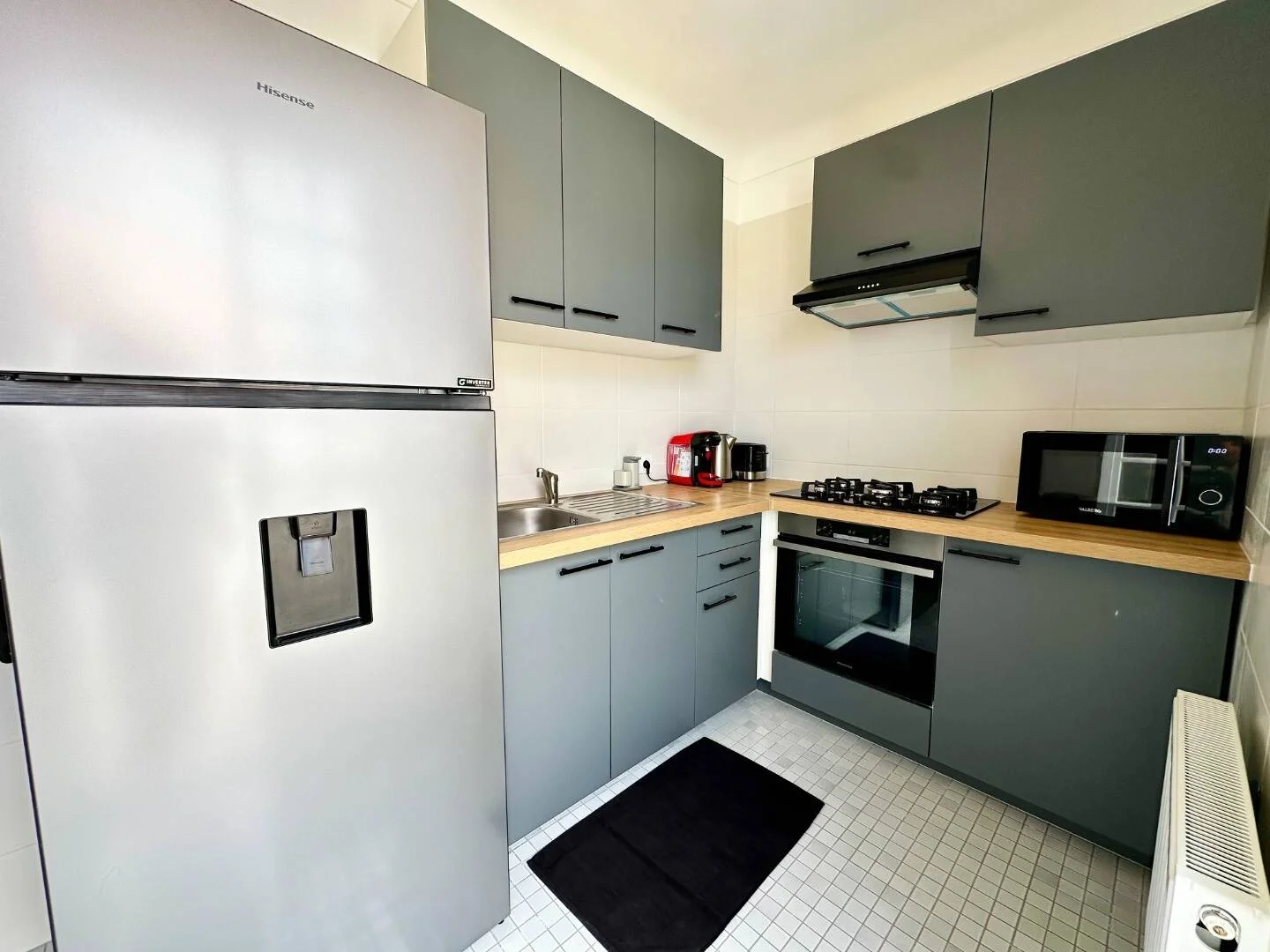 Budget-friendly student room close to campus in 