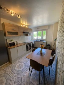 Habitación privada en Évry-courcouronnes, 91000, imagen 1 de 5