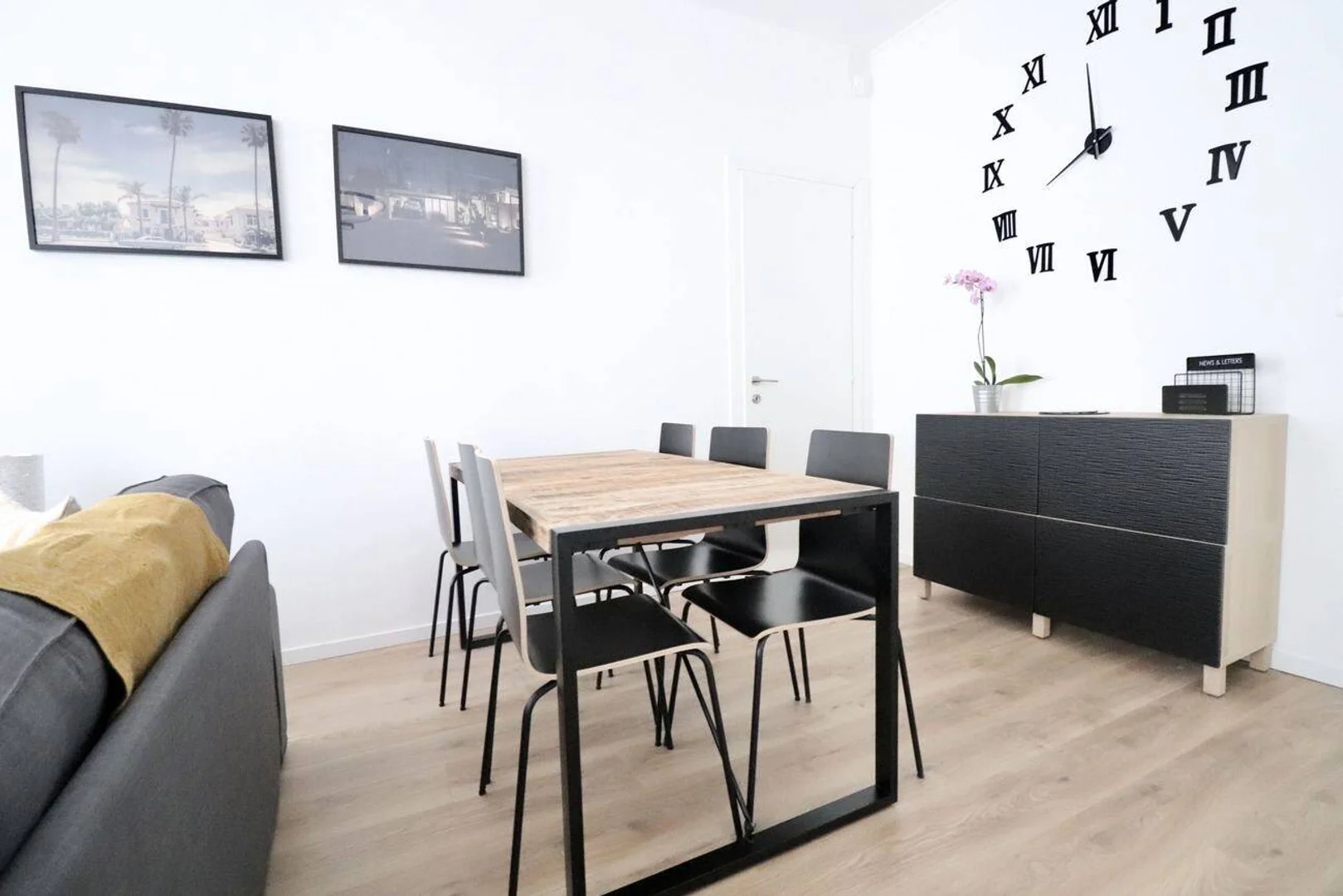 Chambre confortable pour étudiants disponible dans 