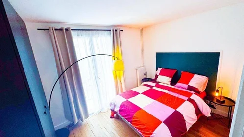 Privatzimmer in der Noisy-le-grand, 93160, bild 1 von 10