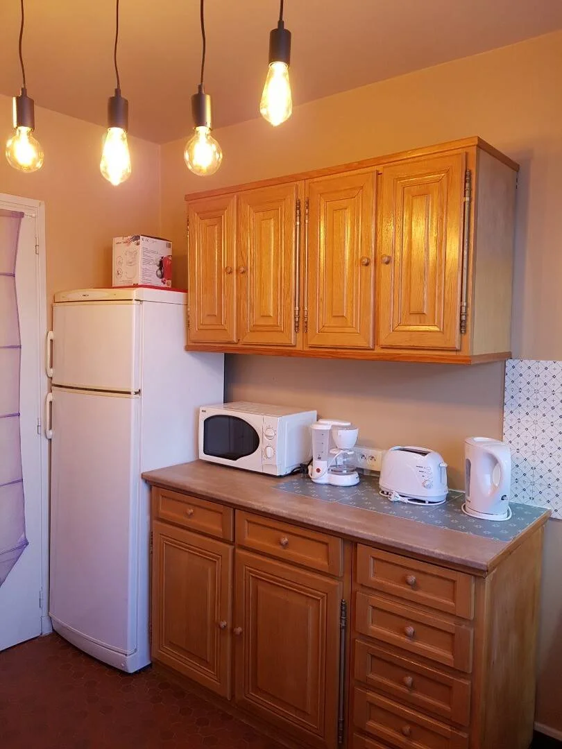 Comfortable and spacious student room in 