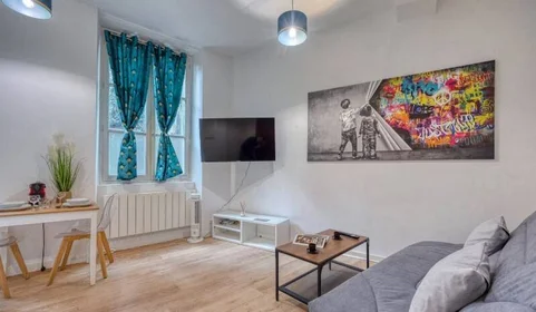Stanza privata in Grenoble, 38000, immagine 1 di 6