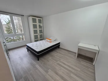 Habitación privada en Évry-courcouronnes, 91000, imagen 1 de 8