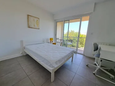 Quarto privado em Le bouscat, 33110, imagem 1 de 10