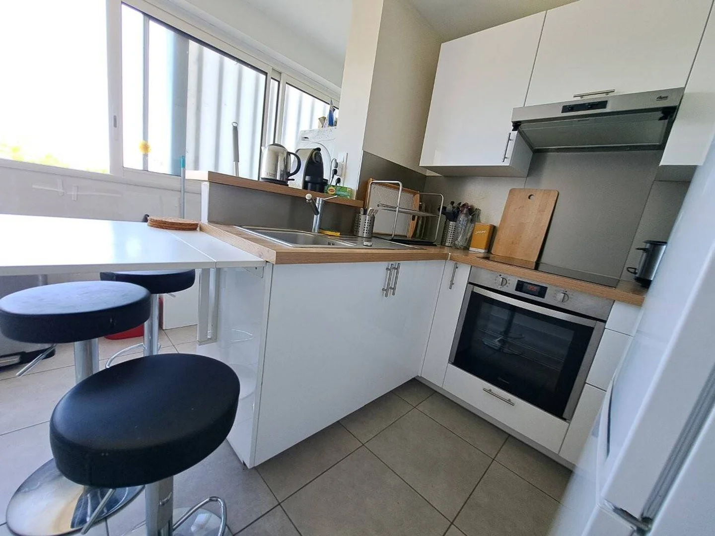 Student-friendly room in  with modern amenities
