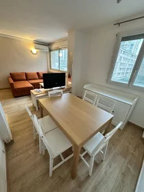 Habitación privada en Marseille, 13009, imagen 1 de 10