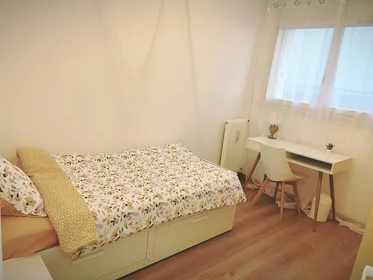 Stanza privata in Cergy, 95000, immagine 1 di 7