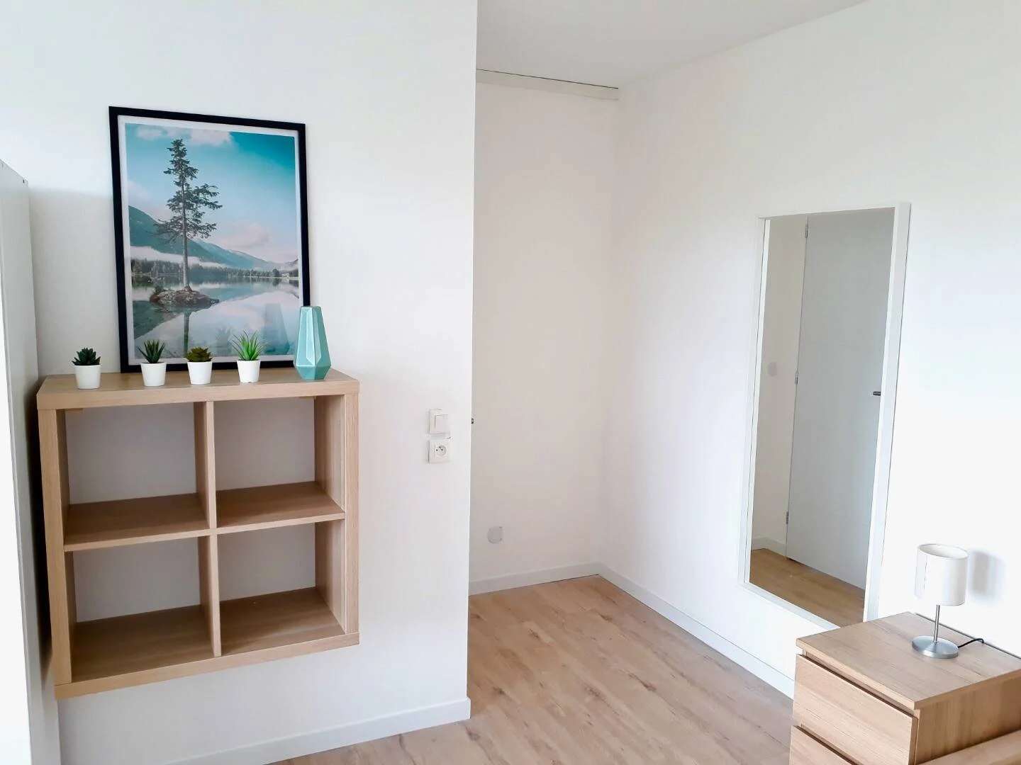 Room for rent in student apartment in , fully furnished