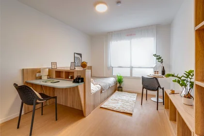 Stanza privata in residence in La Rochelle, 17000, immagine 1 di 13