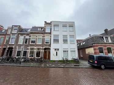 Stanza privata in Helper Oostsingel, immagine 1 di 5