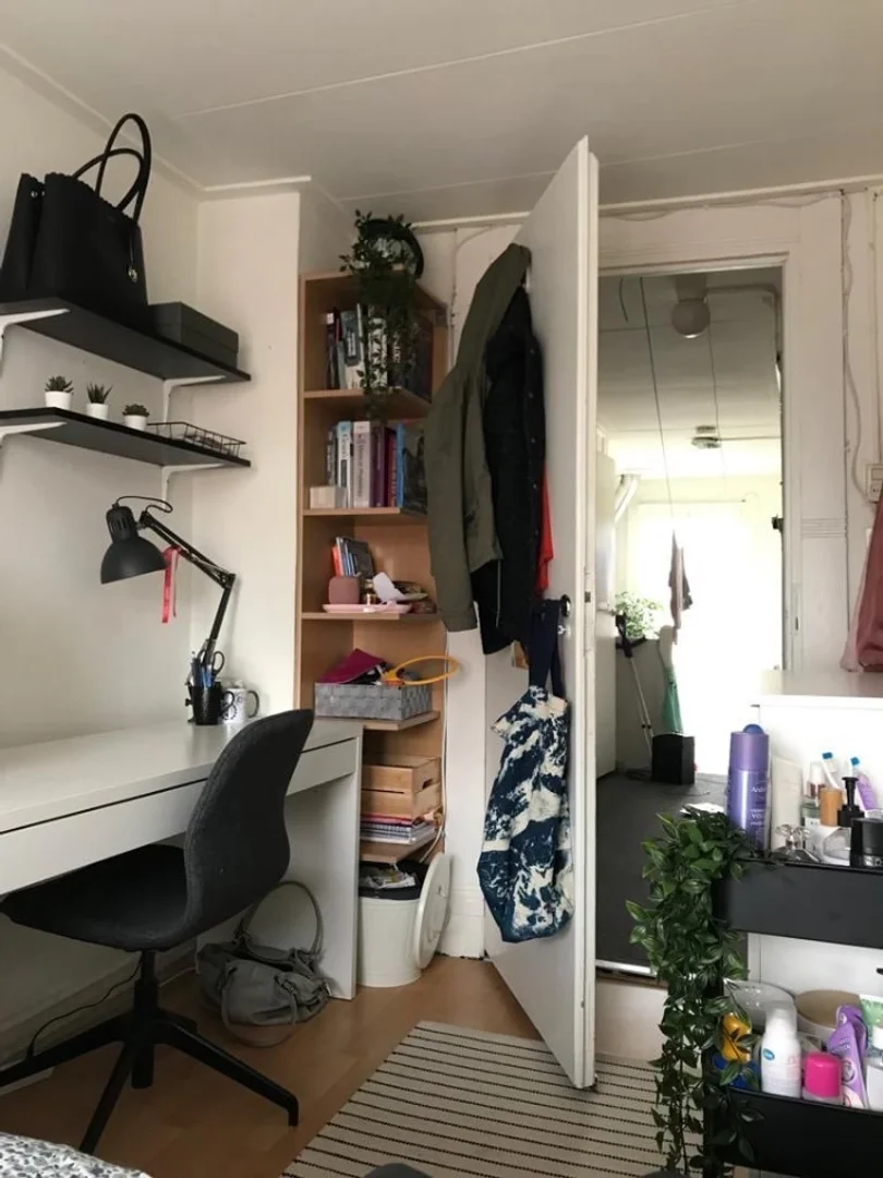 Chambre d'étudiant bon marché à proximité du campus dans 