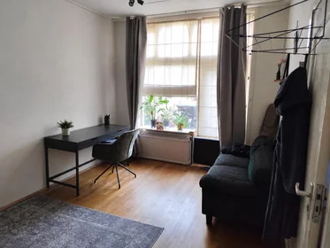 Private room at Goudsbloemstraat, image 1 of 6