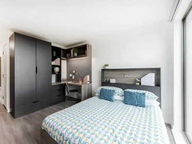 Private room in residence at 217 Newmarket Rd, Cambridge CB5 8AY, United Kingdom            , image 4 of 13