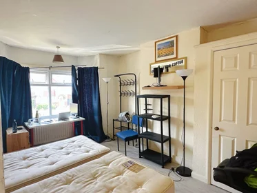 Entire place at 162 Burgess Rd, Southampton SO16 3BJ, UK, image 1 of 10