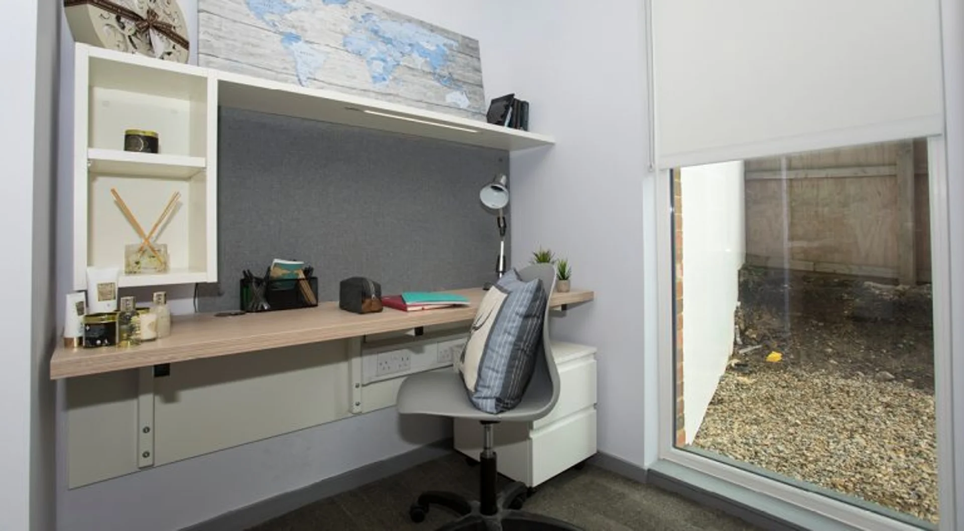 Studio compact idéal pour les étudiants dans