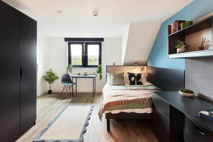 Studio at Lower Bristol Road, Bath, BA2 1FH, image 1 of 10