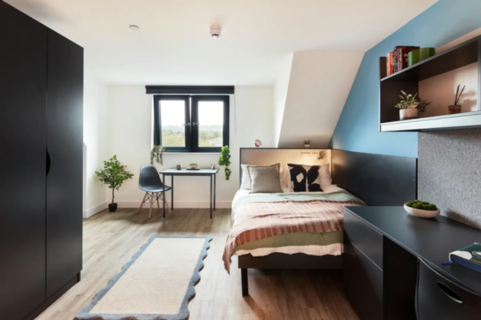 Fully equipped studio flat for students in 