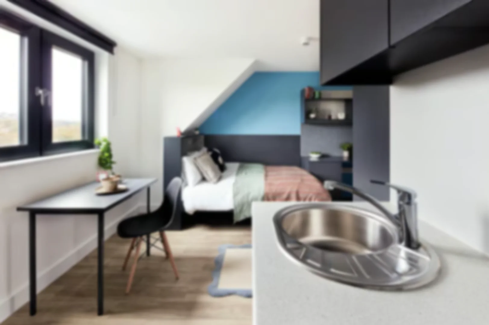 Modern student studio with complete amenities in 