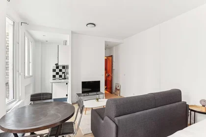 Studio at Rue Aristide Briand, 95, image 6 of 14