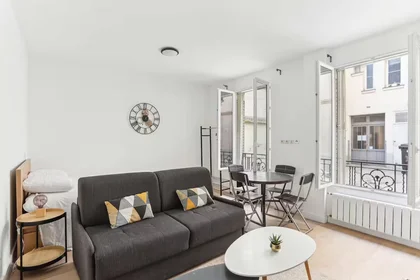 Studio at Rue Aristide Briand, 95, image 9 of 14