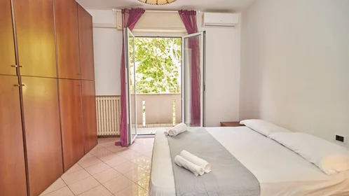 Quarto privado em Viale Pontinia, 15, imagem 1 de 10