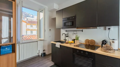 Quarto privado em Via Francesco Muralto, imagem 18 de 49